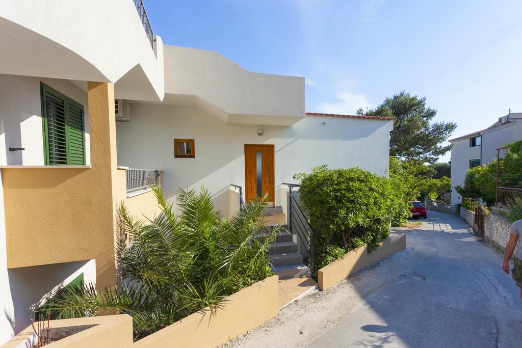 Meri Apartments - Puharic Makarska Bilik gambar