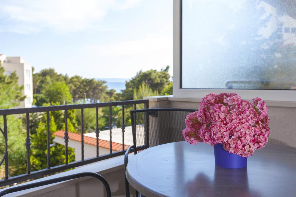 Meri Apartments - Puharic Makarska Bilik gambar