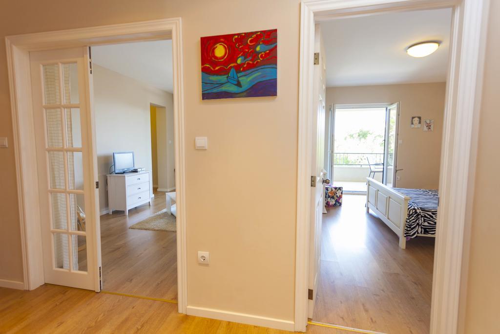 Meri Apartments - Puharic Makarska Bilik gambar
